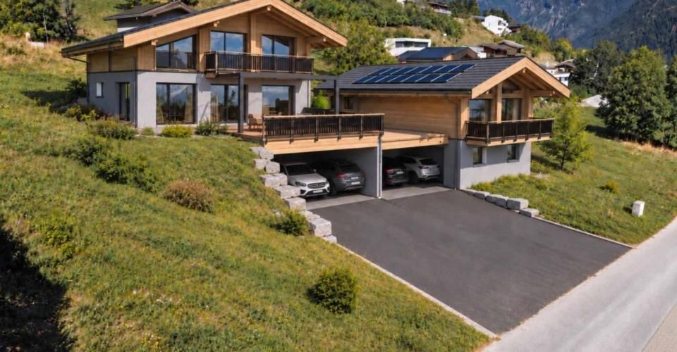 Projet neuf – Chalet individuel en mélèze - Chalet 4.5 pièces - image - 1