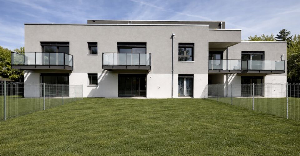 Avec jardin privatif et terrasses plein sud - Appartement 3.5 pièces - image - 1