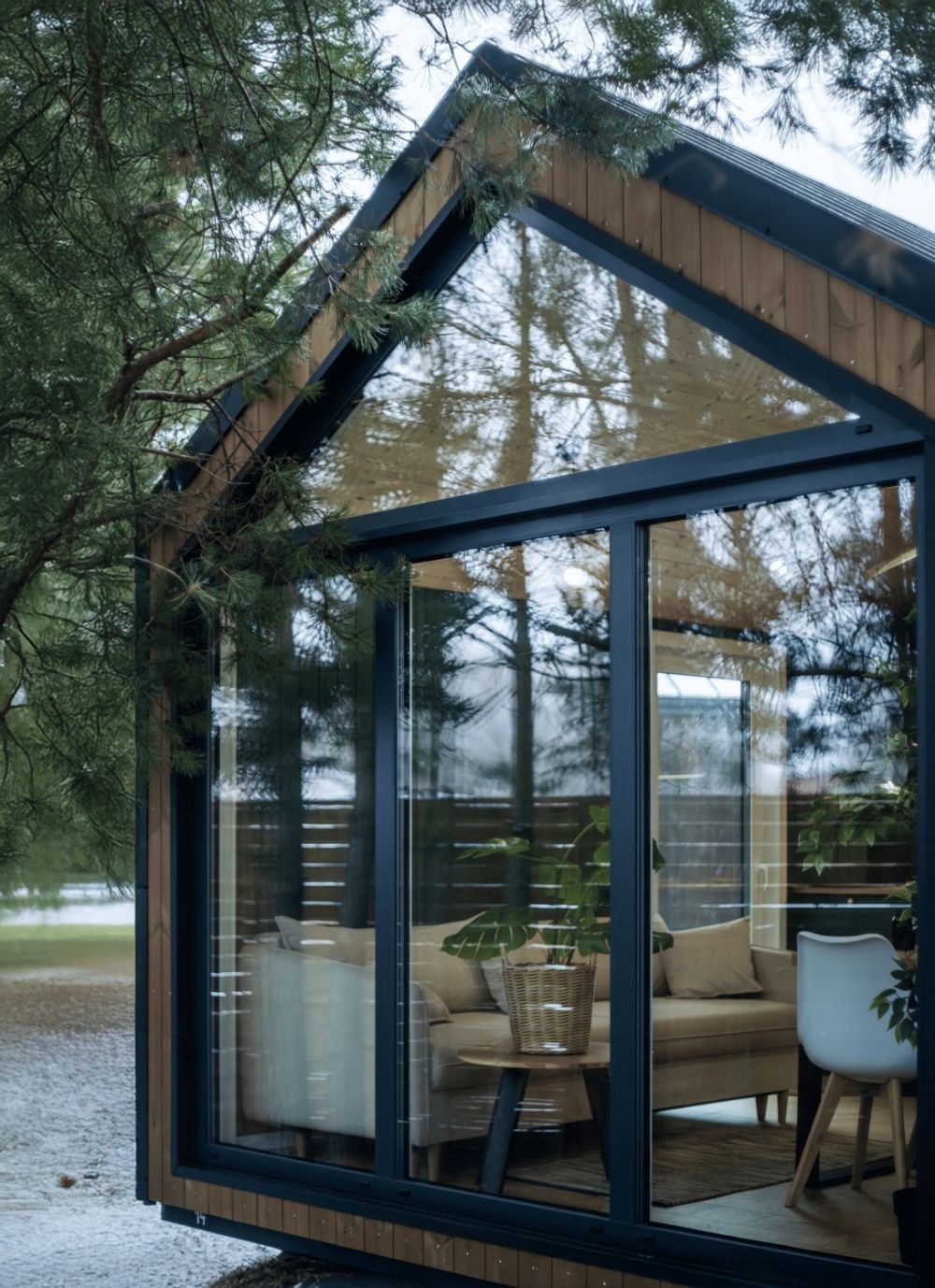 Modernes Tiny House in idyllischer Juraberglandschaft, nachhaltig & komfortabel wohnen - Bild 2