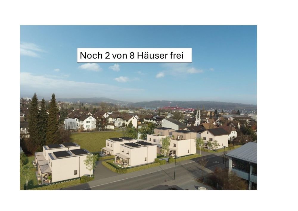 Kindergarten, Bus, Spielplatz in der Nähe. Perfekt für die Familie! Schule 3-4 Gehmin. -  Bild 1