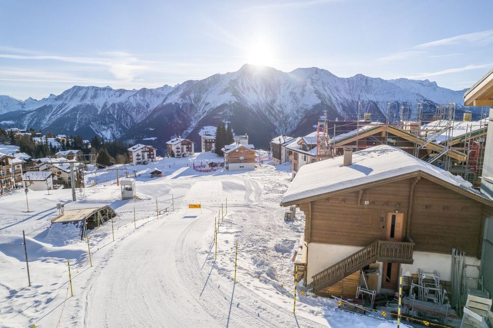 Historisches Drei-Parteien-Chalet direkt an der Trainerpiste Alpenrose - Bild 3