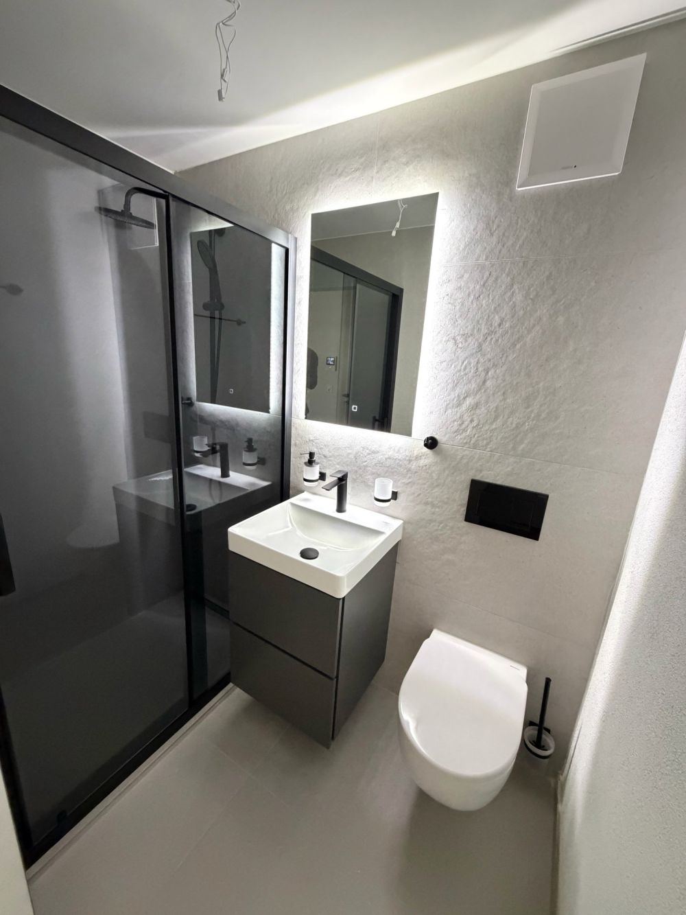 ERSTVERMIETUNG: Wunderschöne 2.5 Zimmerwohnung an toller Lage -  Bild 6
