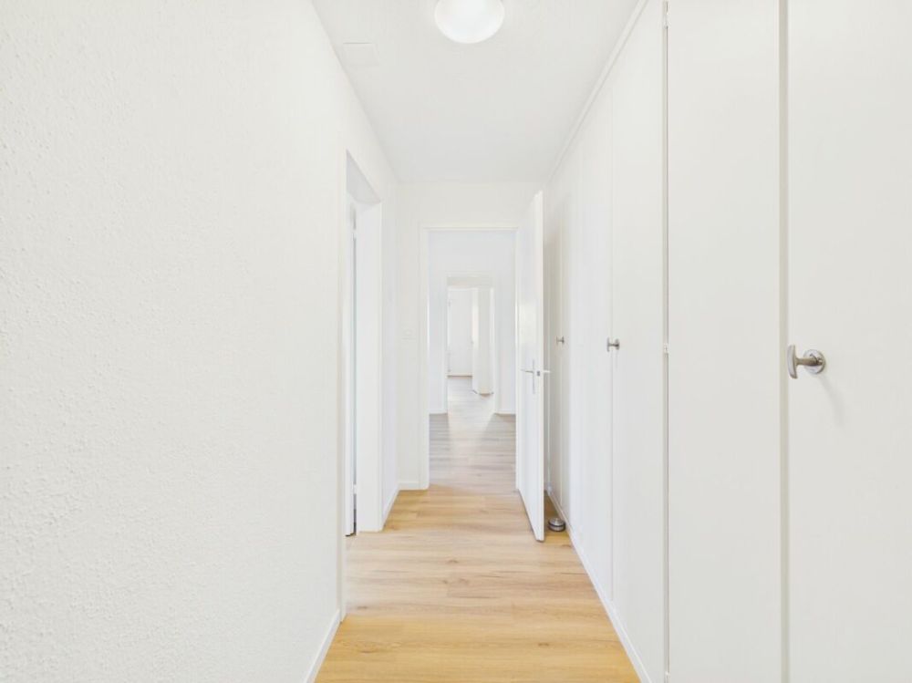 Erstbezug nach Totalsanierung: Stilvolle 4.5-Zimmer-Wohnung mit Top-Anbindung -  Bild 4