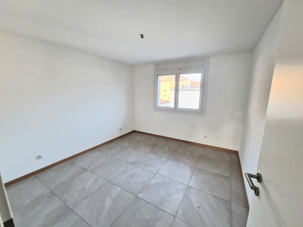 Verkauf in Cugnasco - Neues Einfamilienhaus mit 5,5 Zimmern in ruhiger Lage -  Bild 10