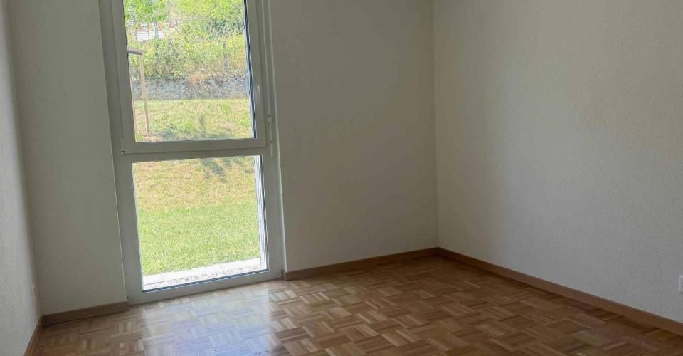 Magnifique appartement neuf de 4½ au rez supérieur avec balcon et vue dégagée - Appartement 4.5 pièces - image - 4