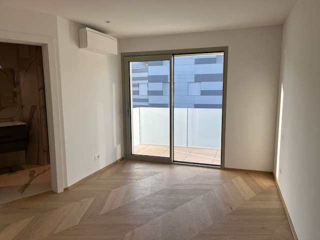 Massagno: attico con roof terrace e vista aperta - Bild 6