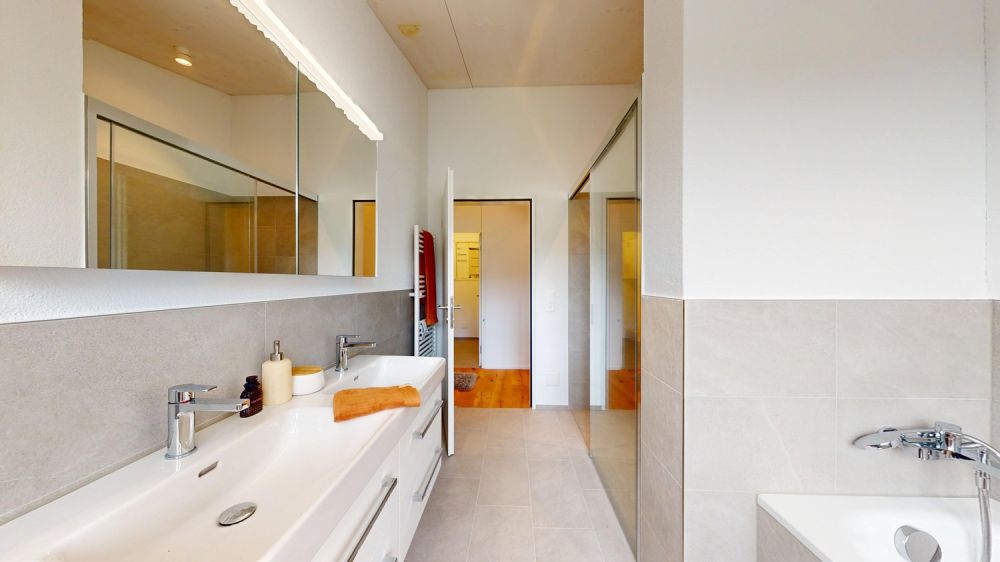 Exklusive 4.5 Zimmer-Dachwohnung -  Bild 6