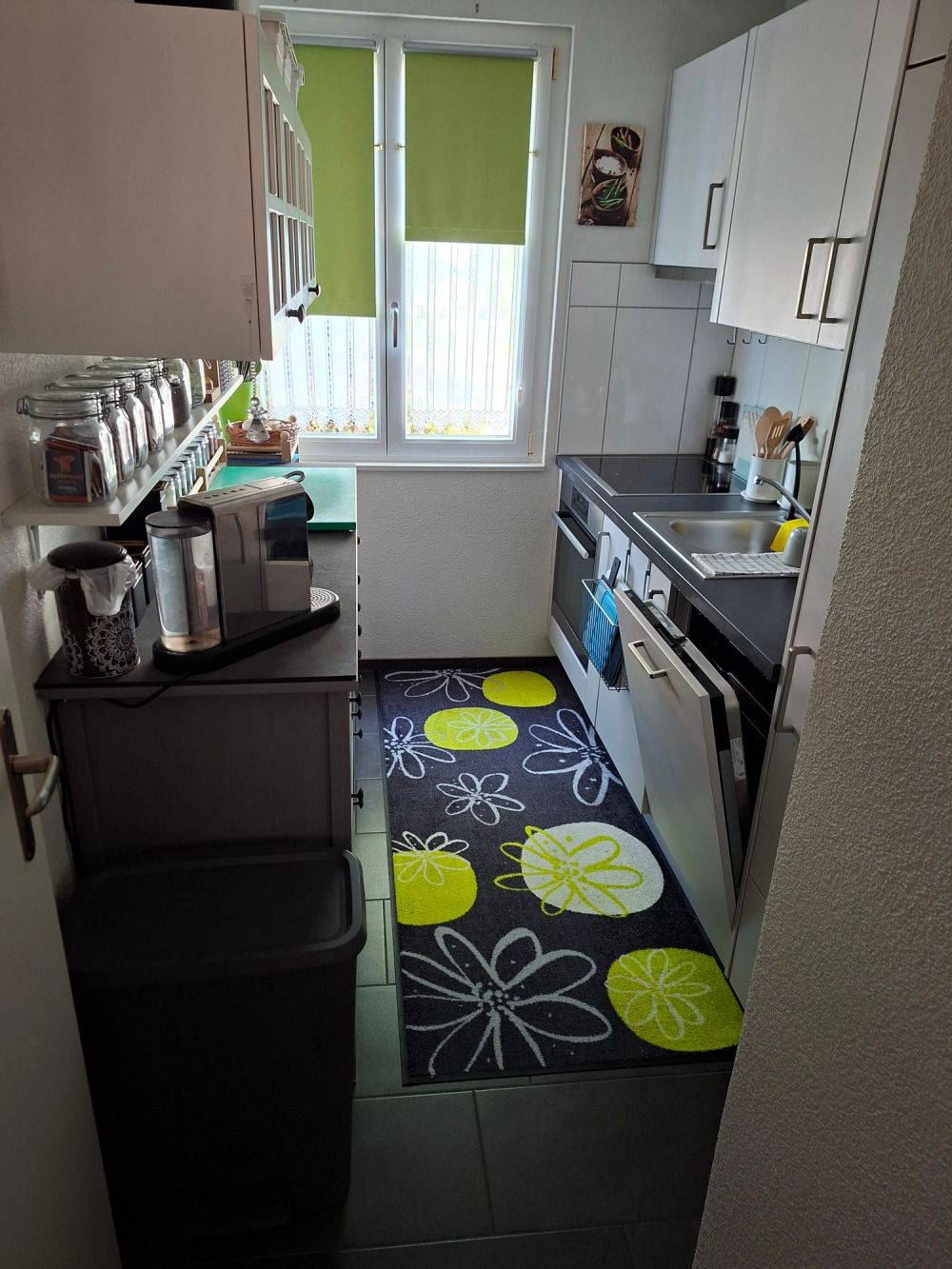 Total sanierte 3.5 Zimmerwohnung an zentraler Lage -  Bild 6