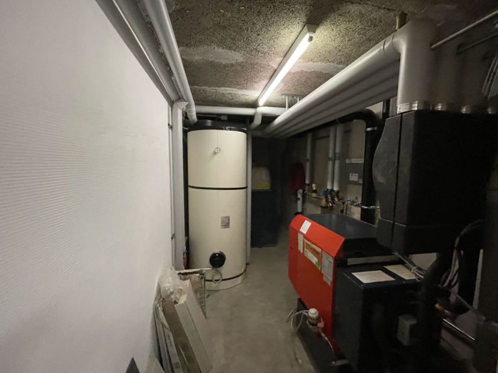 Alpji neue 2.5 Zimmerwohnung in einem der ältesten Weiler Hohnegg oberhalb Saas-Fee. Sportlicher Zugang vom Dorfzentrum, der Lomatte oder Wildi. Mit dem E-bike ganzjährig erreichbar. -  Bild 10