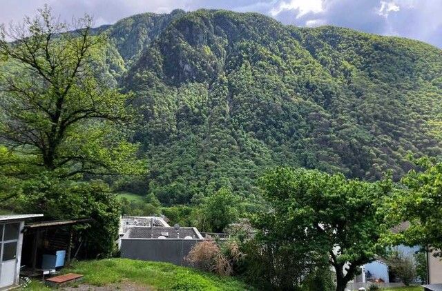 NUOVO 4.5 LOC. CON GRANDE GIARDINO E TERRAZZA A LUMINO - Bild 10