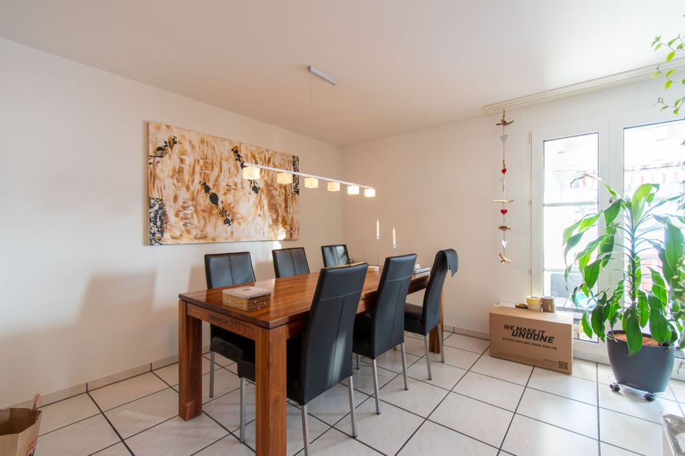 Attraktive 5.5 Zimmer-Maisonette-Wohnung mit Balkon - Bild 6