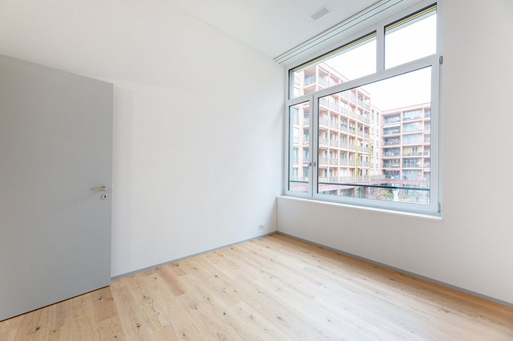 Letzte verfügbare Neubau-Maisonettewohnung mit imposanter Raumhöhe! - Bild 4