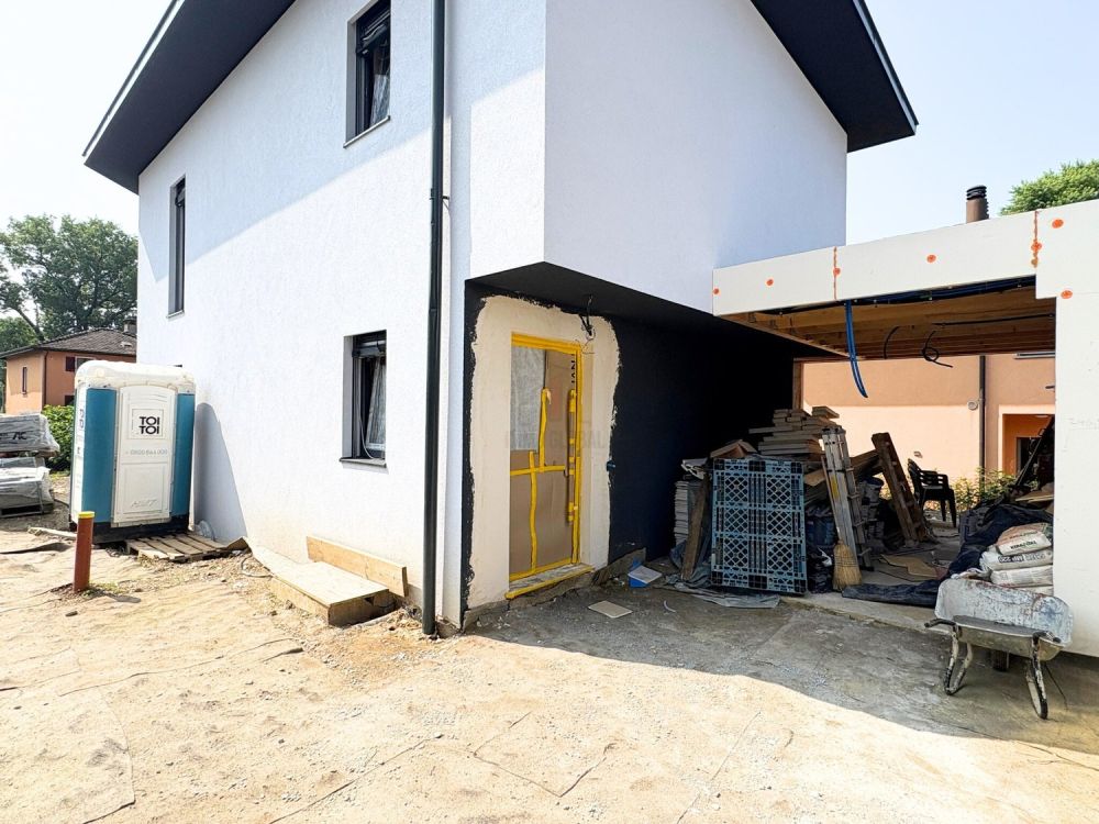 ULTIMA SOLUZIONE IN PRONTA CONSEGNA - Bild 13