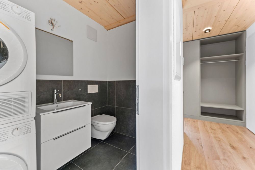 Moderne 4.5-Zimmer-Neubau-Wohnung mit Balkon in Mühlethurnen -  Bild 8