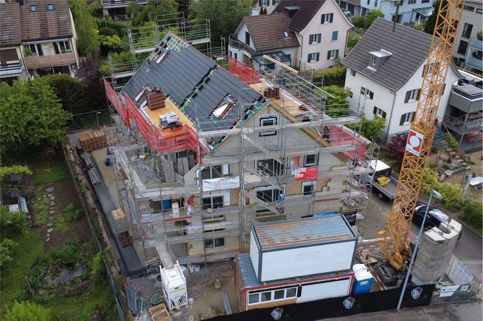 Exklusive 7 1/2-Zimmer Neubau-Dachwohnung -  Bild 8