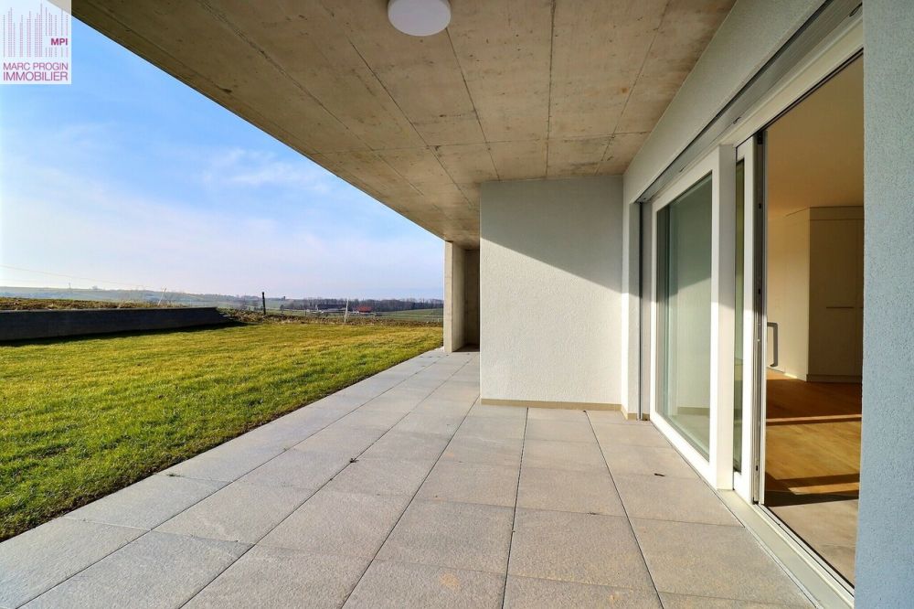 Letztes 5.5-Zimmer-Apartment in kleiner PPE in landwirtschaftlicher Zone - Terrasse couverte au sud