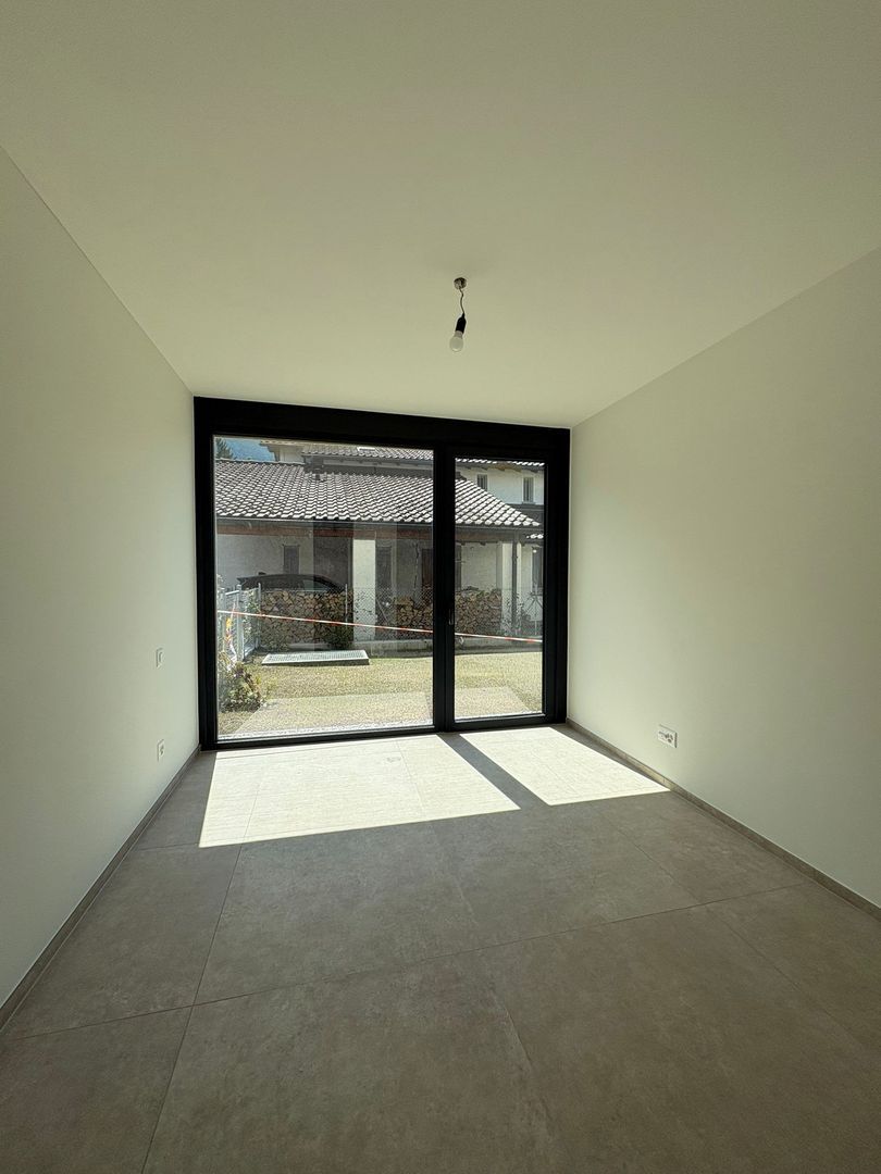 Elegante appartamento di 4.5 locali con giardino privato a Giubiasco -  Bild 8