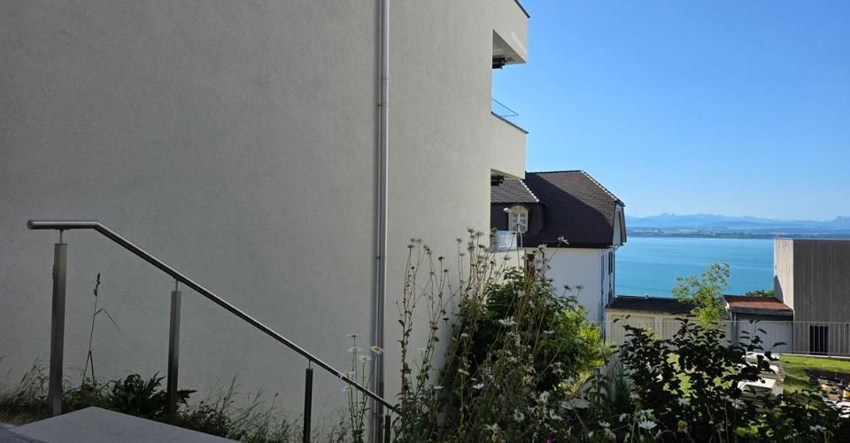Superbe appartement moderne de 4,5 pièces avec grande terrasse, vue lac et Alpes - Appartement 4.5 pièces - image - 5