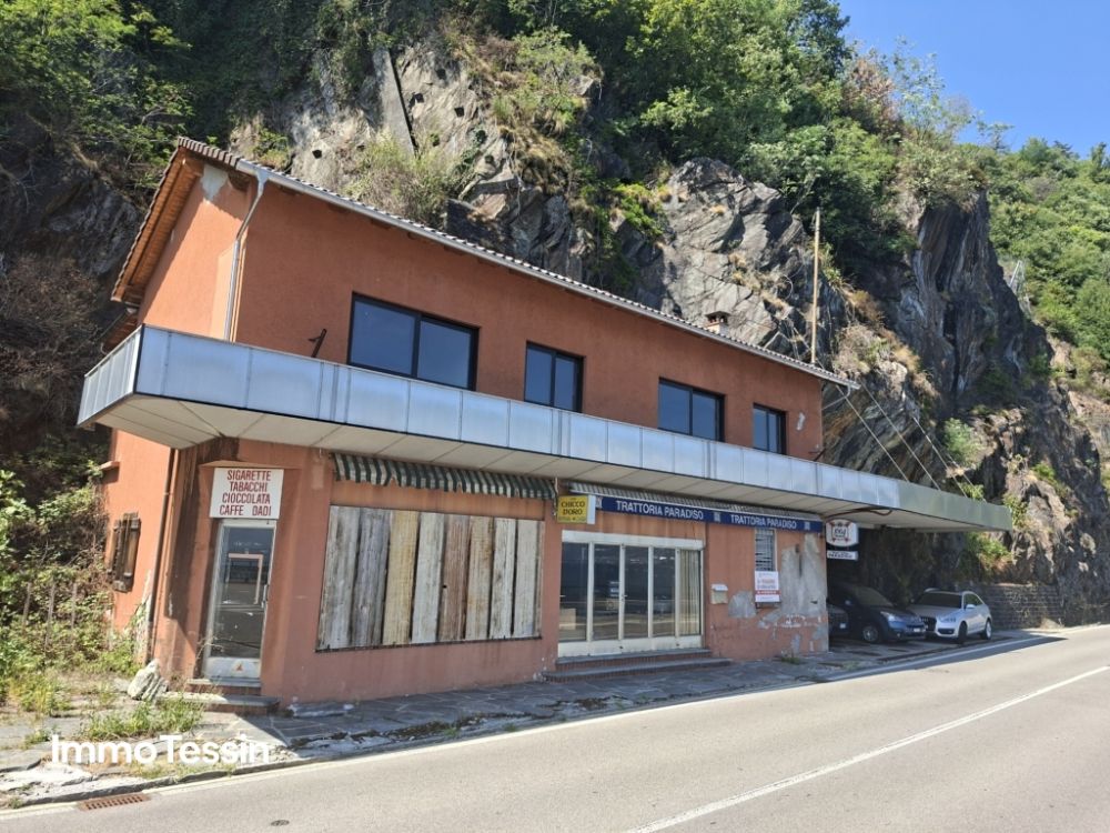 POTENTIAL: Liegenschaft in Brissago direkt am Lago Maggiore mit atemberaubender Seesicht und mehreren Parkplätzen - Liegenschaft an strategischer Grenzlage mit atemberaubender Seesicht und mehreren Parkplätzen 5