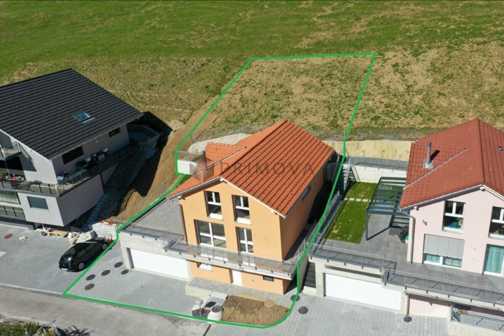 Neubau-Bijou in Emmetten: Erstbezug mit traumhaftem Panorama -  Bild 11