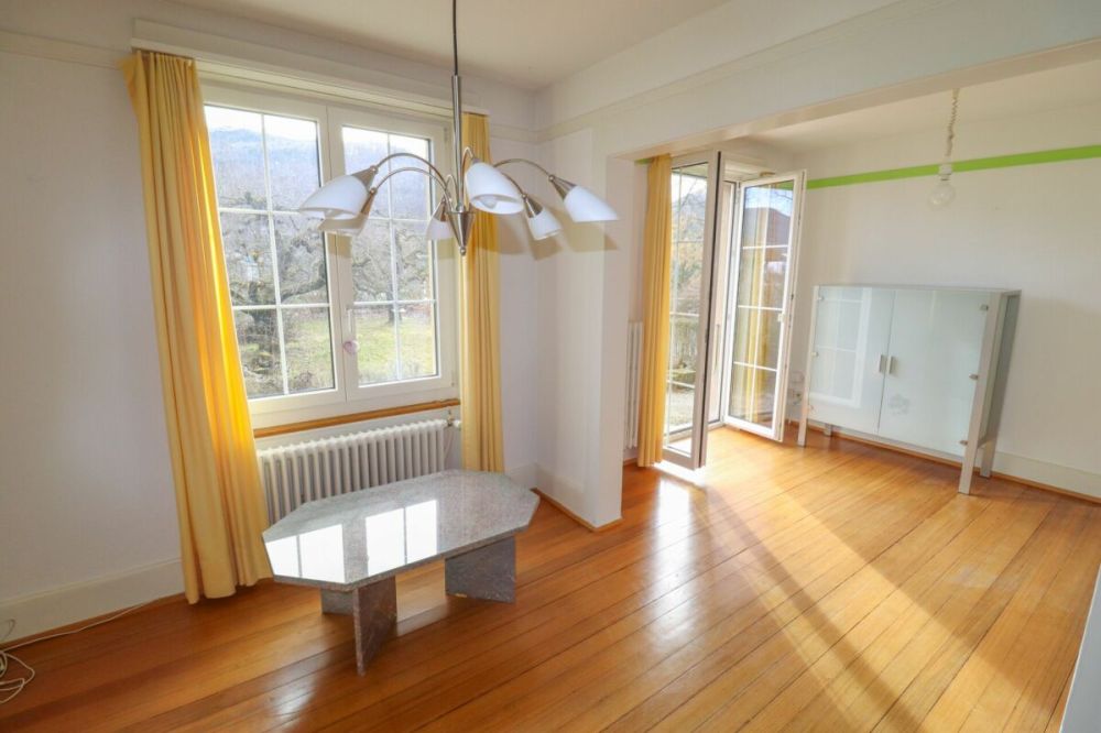 8.5-Zi-Haus, auch als Mehrgenerationenhaus nutzbar, auf 1'441 m2 Land mit Baulandreserve - Bild 5