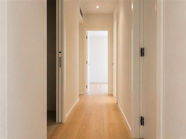 Cassarate: Appartamento 4.5 locali - Corridoio