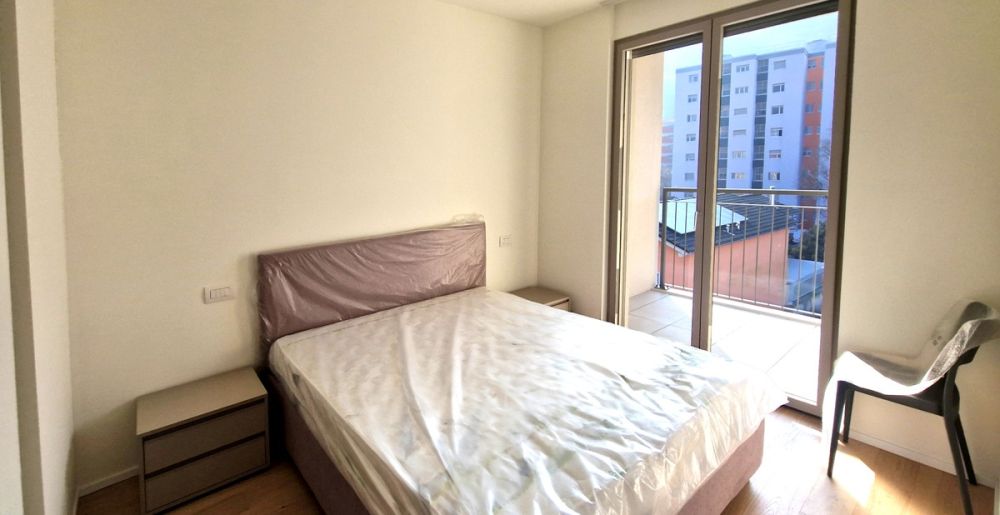 Nuovissimo 2,5 di ultima generazione in posizione centrale. - Bild 5