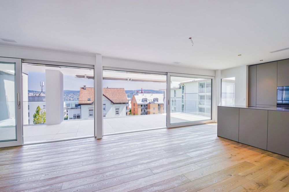 Attraktive 4.5-Zimmer-Wohnung mit Seeblick im "Lake Ville" Thalwil - Wohn-Essbereich