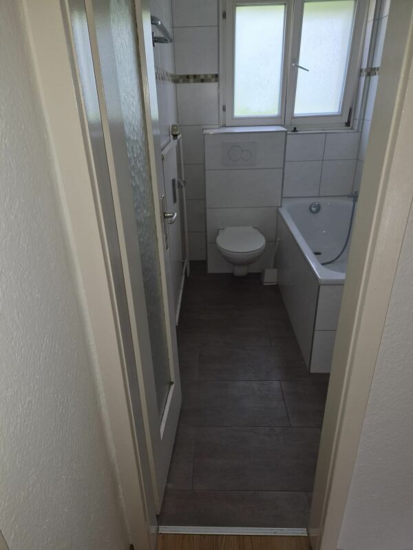 grosse 4 Zimmerwohnung -  Bild 8