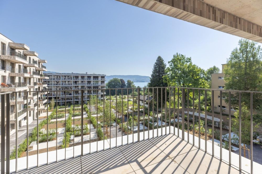 4.5 Zimmerwohnung in Au Wädenswil -  Bild 1