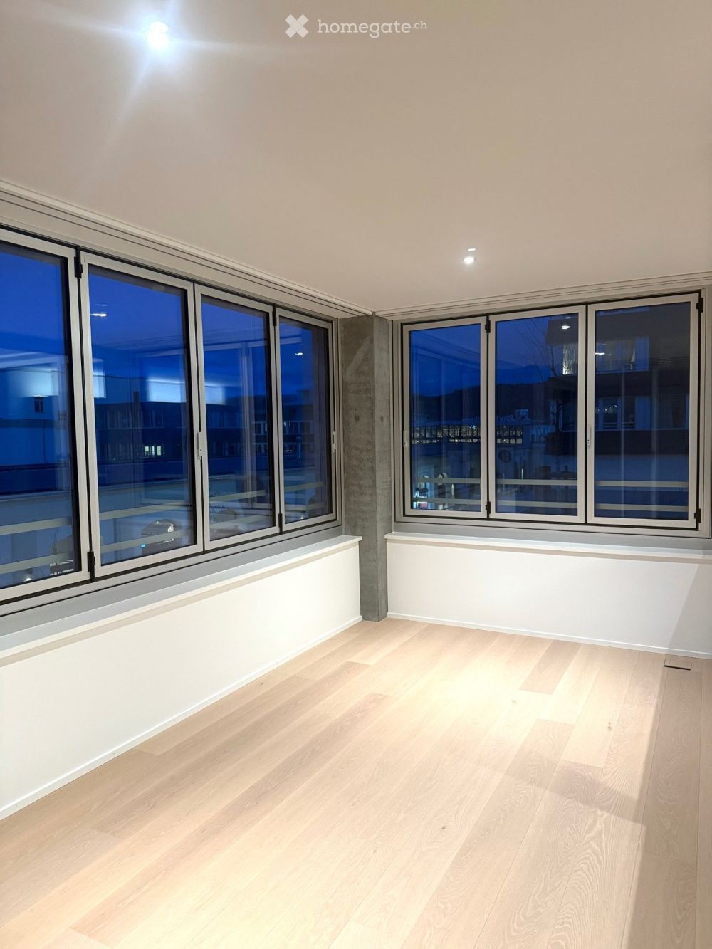 Ihr Neustart beginnt hier  Traumwohnung im RhyfallTower - Bild 1