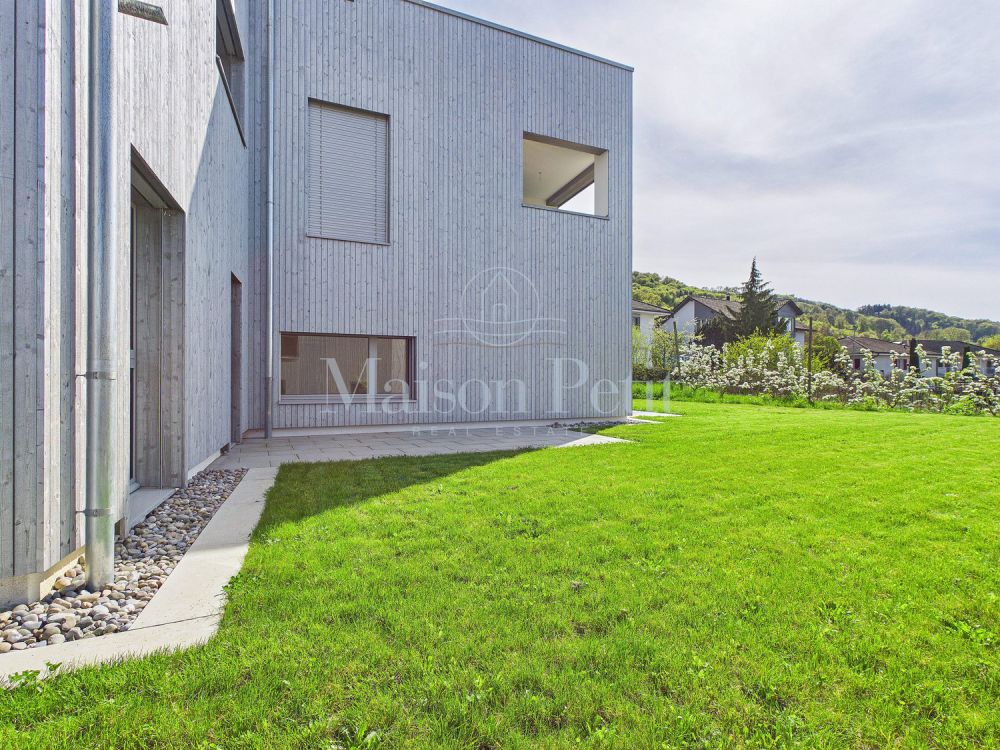 Zauberhafte 5.5-Zimmer-Gartenwohnung mit 336 m² Garten und Privatsphäre -  Bild 2