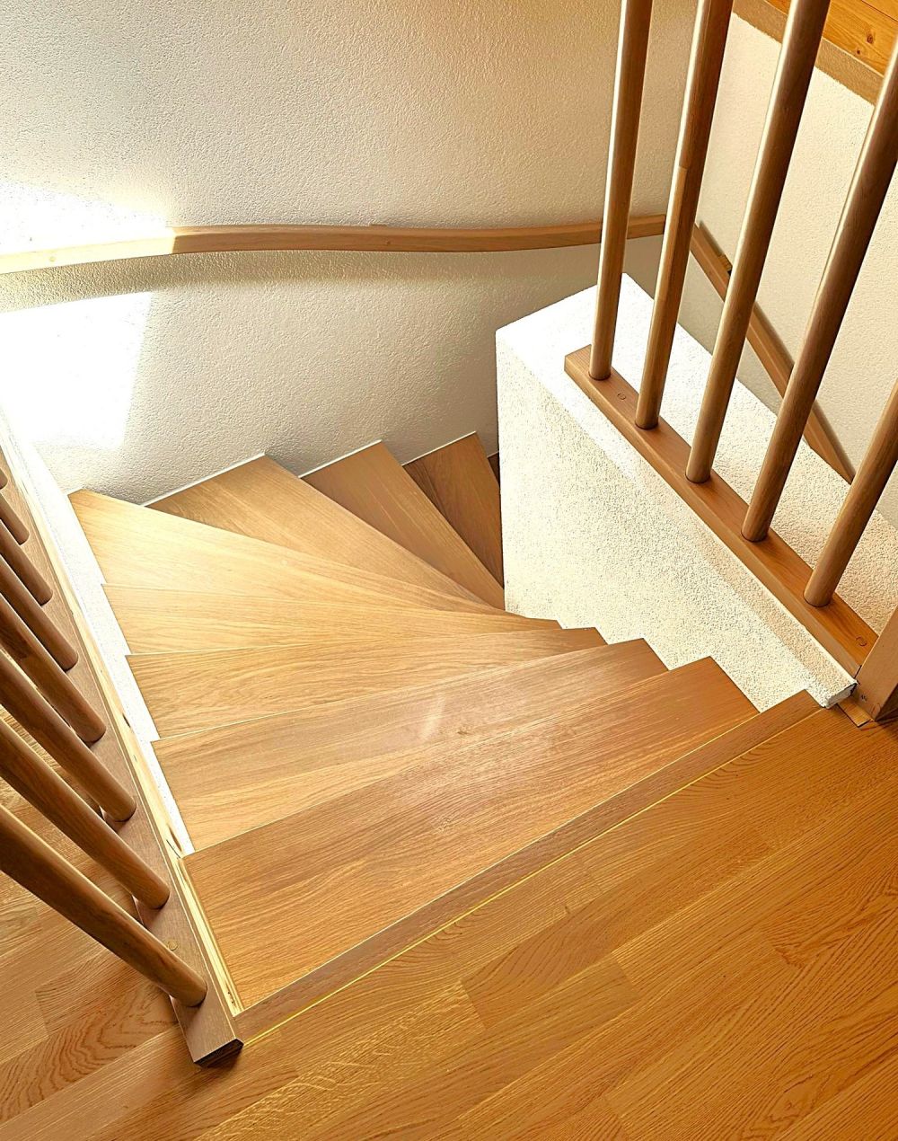 Triplex impeccable et chaleureux au centre de Romont (FR) Petite PPE de cinq appartements -  Bild 5