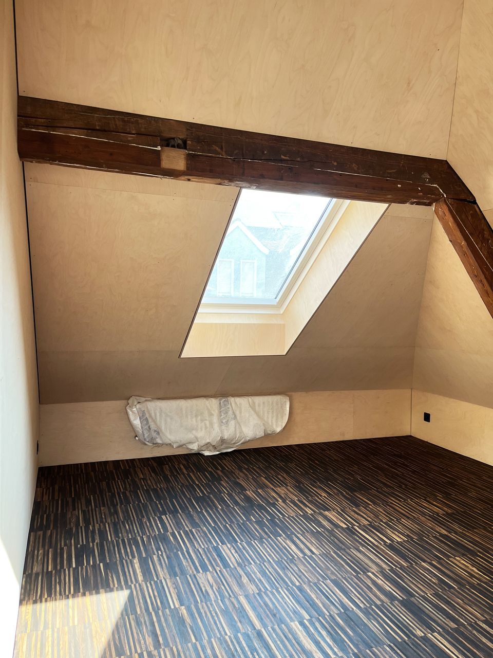 Sanierte Dachwohnung mit Balkon im St. Johann! -  Bild 6