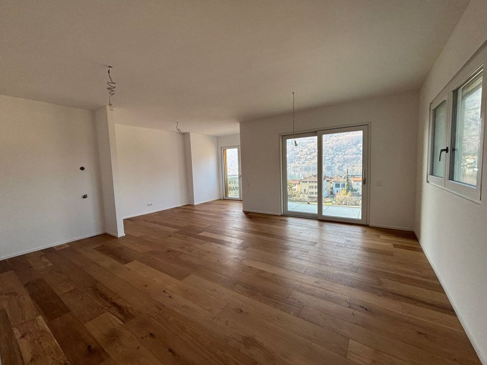 Neues Penthouse in Brusino - Seesicht und Bootsplatz! -  Bild 3