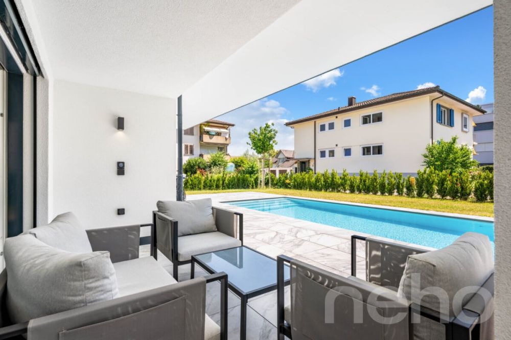 Luxuriöses 7.5  Zimmerhaus mit Aussenpool - Exklusives Wohnen in Suhr -  Bild 9