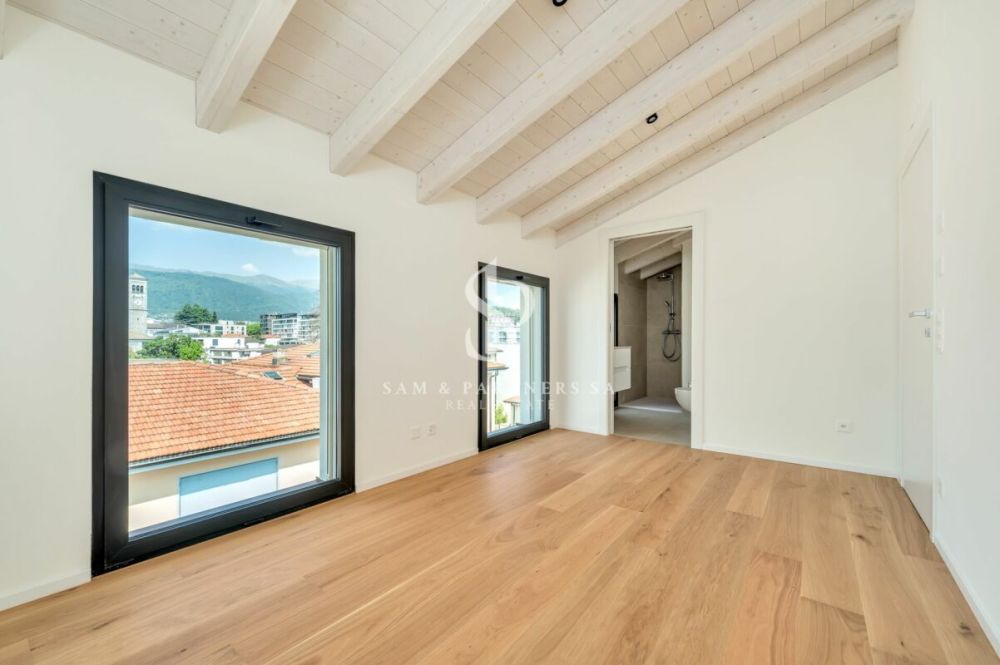 Moderno Attico 3.5 locali con vista lago copia -  Bild 8
