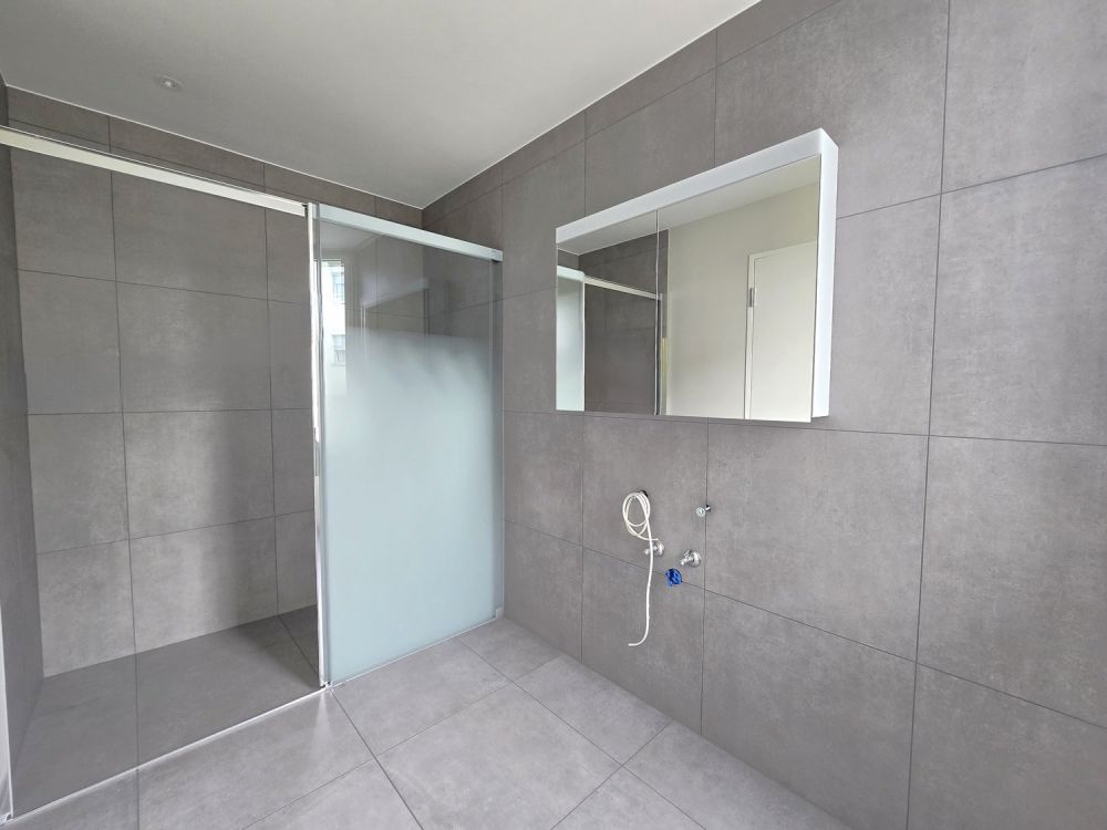 Moderne 3.5-Zimmer-Neubauwohnung mit Balkon in Neuenhof -  Bild 9