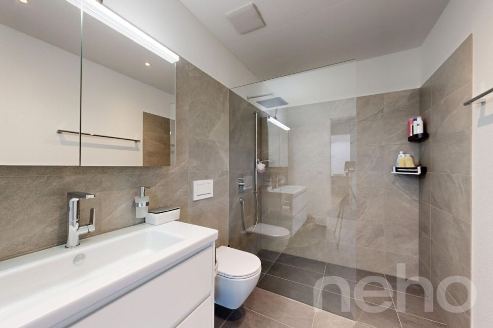 Moderne 5.5-Zimmer-Gartenwohnung an familienfreundlicher Lage -  Bild 9