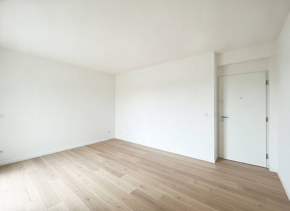 BELLISSIMO DUPLEX 3.5 LOCALI DI NUOVA COSTRUZIONE A BISSONE -  Bild 5