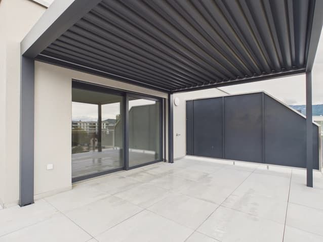 Stilvolle Attikawohnung mit grosser Terrasse und exklusiver Wohnkomfort in Delém -  Bild 12