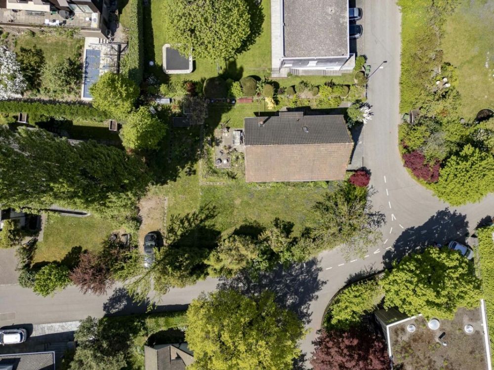 Einfamilienhaus mit Möglichkeit für Neubau an Top-Lage! -  Bild 11
