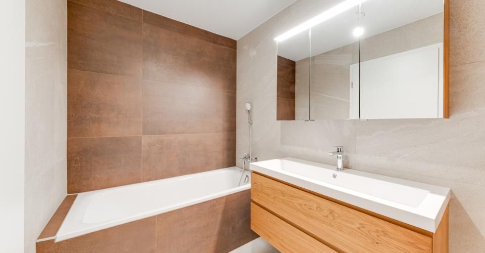 À VENDRE – Magnifique villa contemporaine à Villariaz - Maison contiguë 4.5 pièces - image - 11