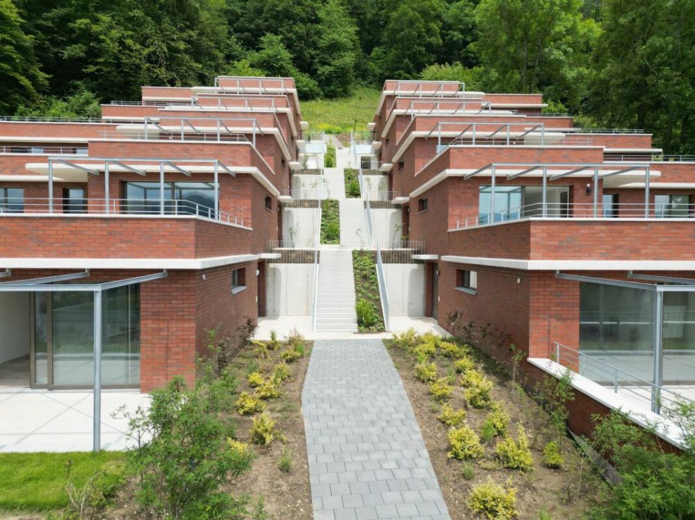 Terrassenwohnungen in einem architektonisch markanten Terrassenhaus -  Bild 2