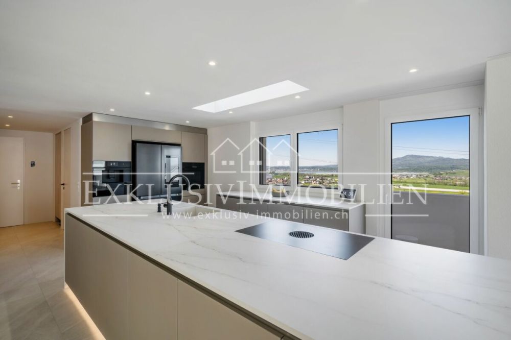 Modernes Zuhause mit Raum, Ruhe und Weitblick -  Bild 2