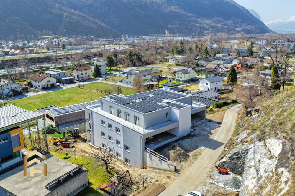 Exklusive 5.5-ZWG in der 1. Etage mit West-Ausrichtung und Abendsonne - DJI_20260308201012_0120_D