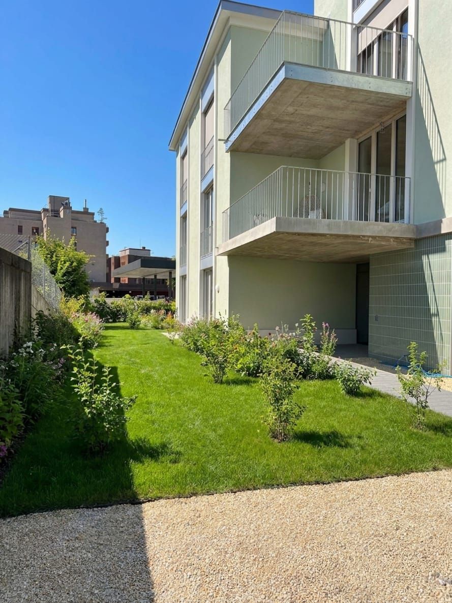 Stilvolle 3-Zimmer-Stadtwohnung mit Balkon in Effretikon -  Bild 1