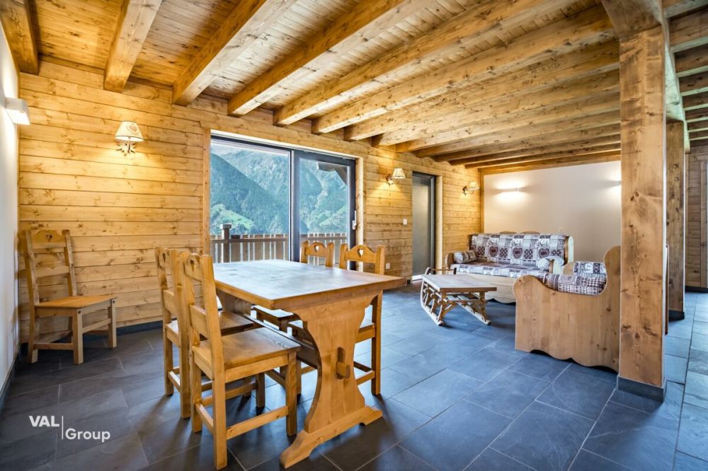 Das letzte Chalet: Neubau mit Zweitwohnsitz in Grächen -  Bild 6