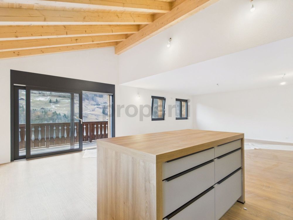 Superbe 4.5 pièces neuf avec une vue imprenable sur les montagnes - Image 3