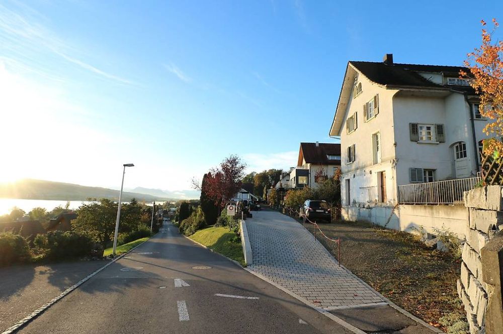 Einfamilienhaus mit Seesicht - FÜR DEINE TRAUM-NEUGESTALTUNG -  Bild 3
